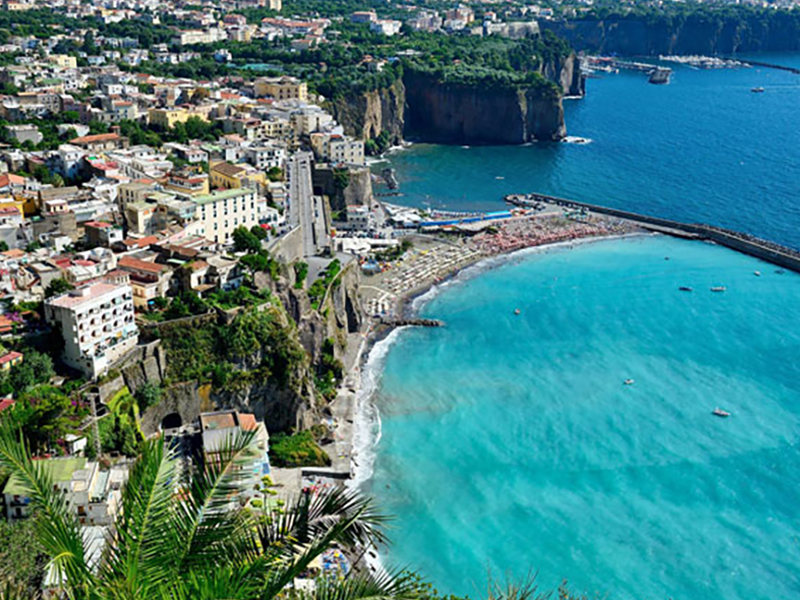 Sorrento Bay of Naples. Visit this wonderful place with our Sorrento tour